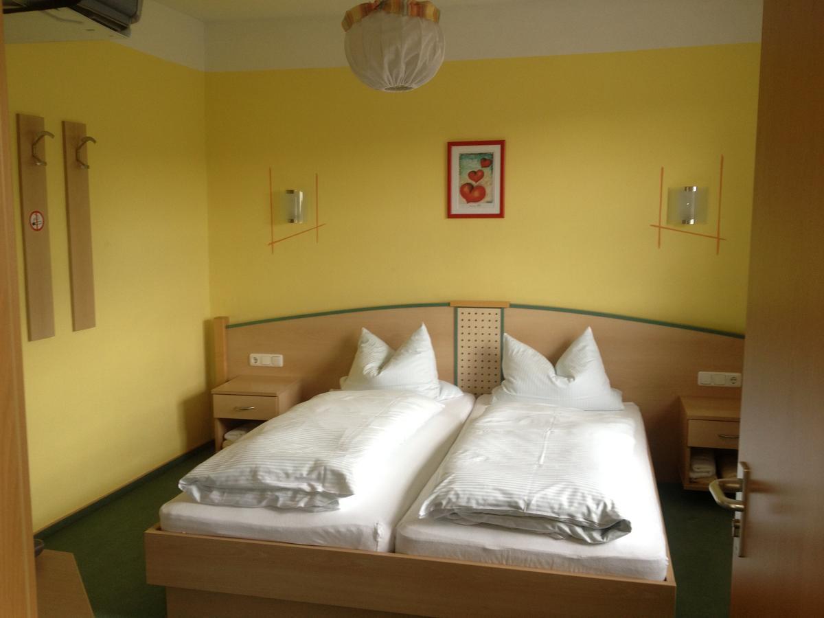 Landhotel Waldesruh Furth im Wald Exterior foto